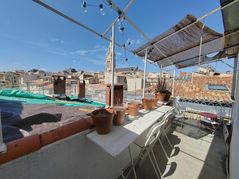 Superbe T3 Terrasse Avec Vue Centre Historique Daire Montpellier Dış mekan fotoğraf